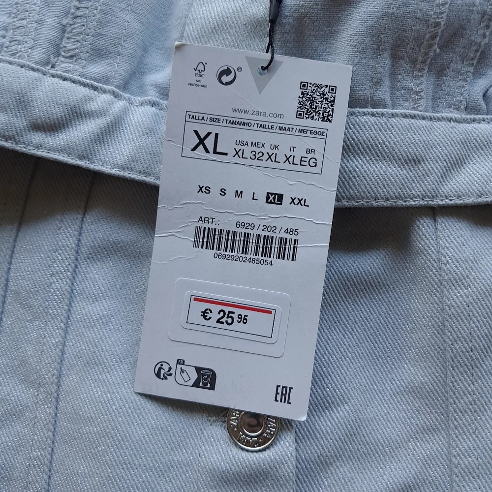 Zara Jean Shimmer Sparkle Tube Top Rouched back with button details - Picture 8 of 11